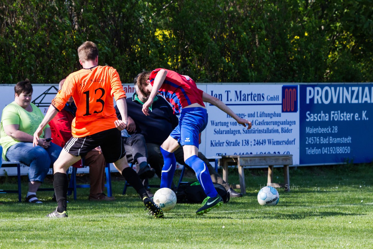 Bild 253 - Herren FSG BraWie 08 - TSV Ntzen : Ergebnis: 1:2